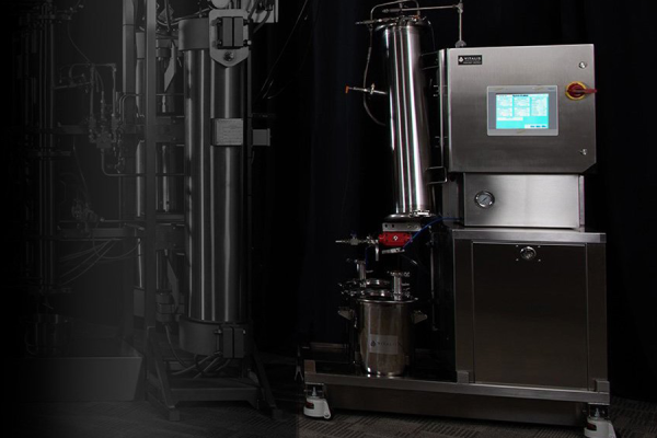 Vitalis PrimeEx™ Q-Series & R-Series CO2 Extraction Systems - Paralab Green distributes Extraction equipment in Europe, Latin America, Middle East, Asia