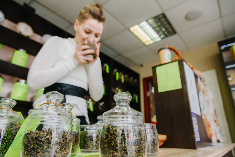 Social Clubs Cannabis Banner - Paralab Green distributes Medical Cannabis equipment in Europe, Latin America, Middle East, Asia